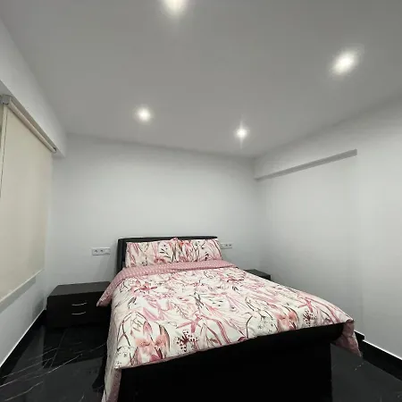 Castellon Deluxe Apartment