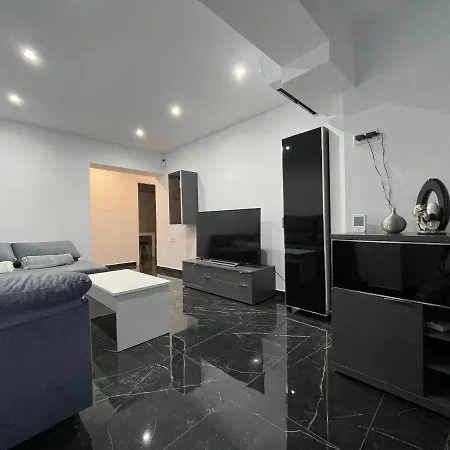 Castellon Deluxe *