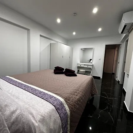 Castellon Deluxe Apartment *